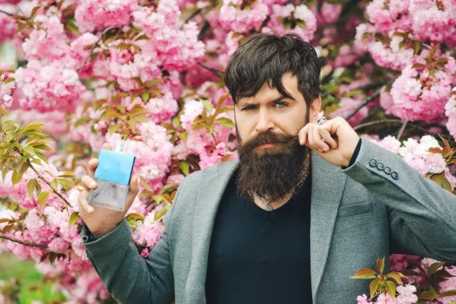 Perfumy męskie na wiosnę - jak je wybrać?